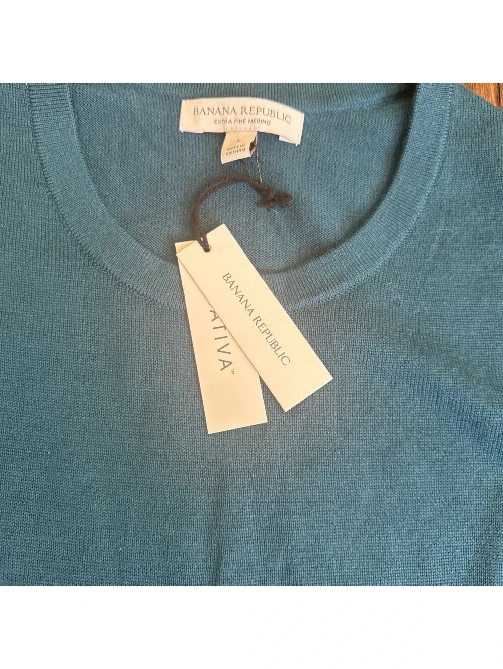 Banana Republic Men’s Nativa Fine Merino Wool Sweater Green NWT